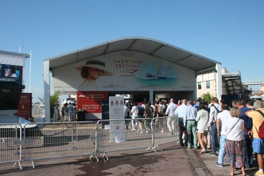 Entrée au Cannes Yachting Festival