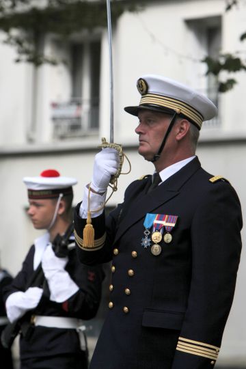 Prise d'Armes au sein de l'école des mousses pour la Fête Nationale, le 14 juillet (Photo : Wikipedia/Rama)