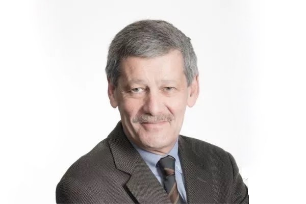 Yves Lyon-Caen presides over the Conf�d�ration du nautisme et de la plaisance