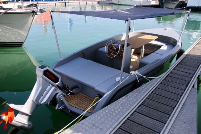 Electric boat Rand Boat at the Grand Pavois de La Rochelle