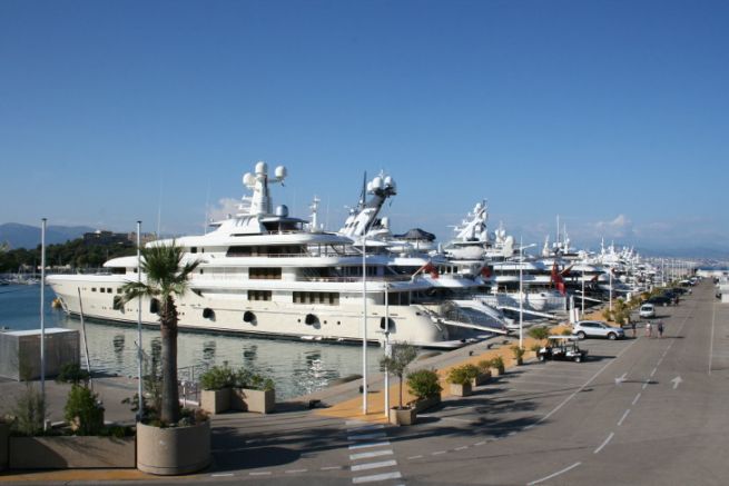 Yachts in the port of Antibes