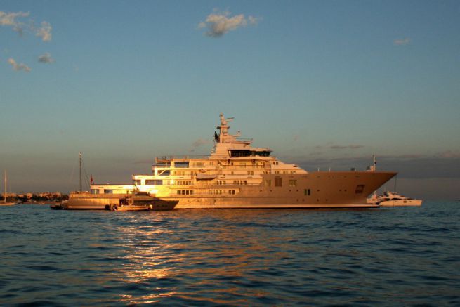 The Yacht Ulysses before its refit by Compositeworks