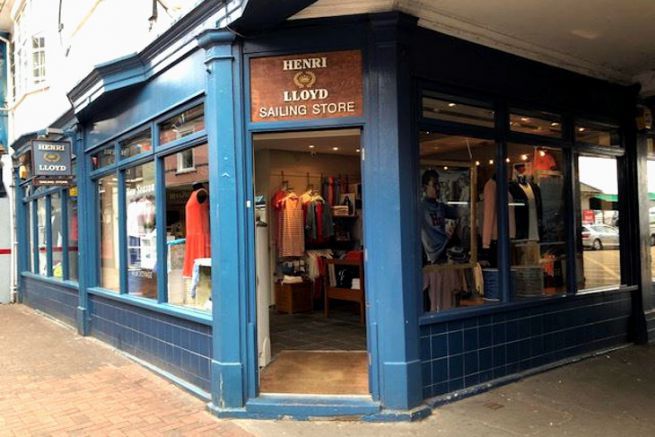 Henri Lloyd seawear store