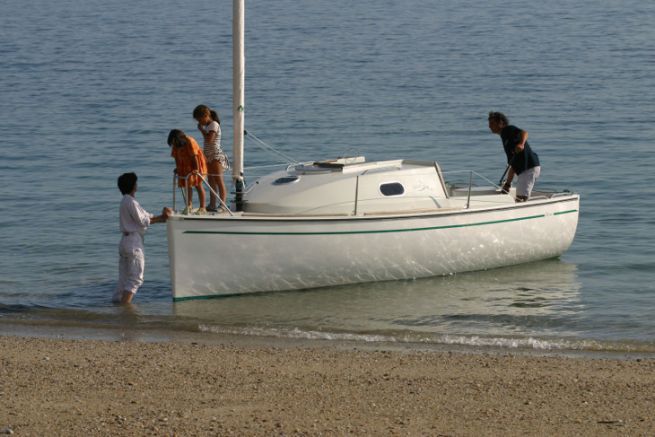 Ikone 6.0, a catboat that built the image of the Espace Vag shipyard