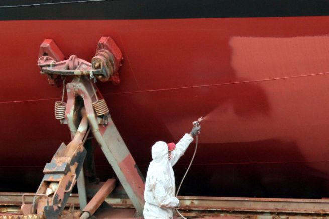 Application of antifouling paint
