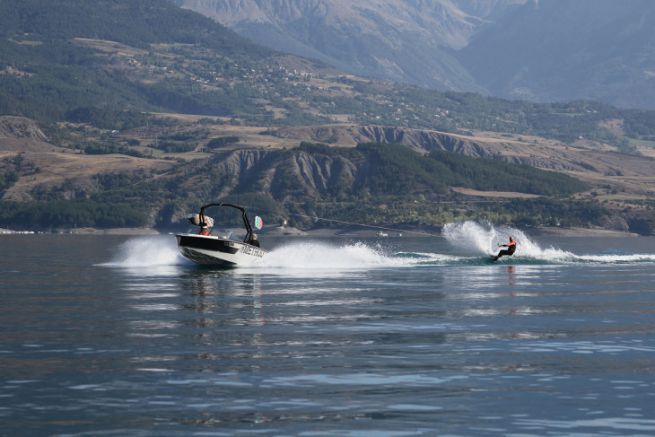 Method Boats, 1st brand of wake boats Made In France