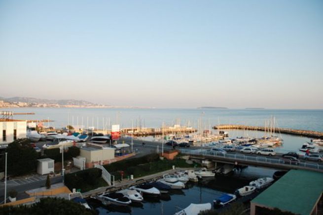 Port du Bal in Cannes