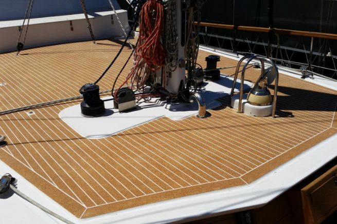 Seacork cork deck covering