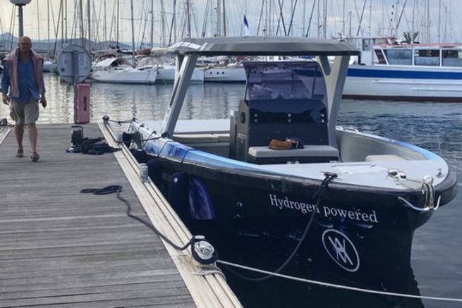 Alternatives Energies was the integrator of the hydrogen fuel cell on the Hynova New Era boat