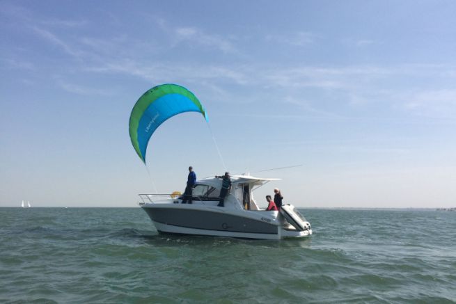 Libertykite can reduce the consumption of a motorized pleasure boat.