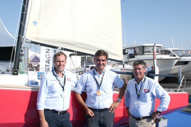 Christophe Chancerelle (centre) and the Marine Composite sales team in front of the Bihan 6.50