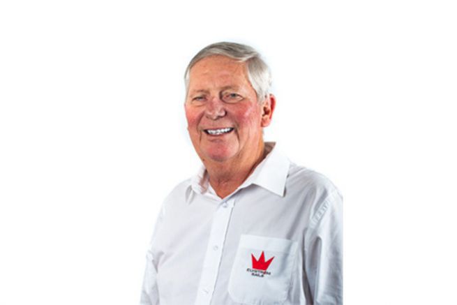 Read the article Nic Johansen, directeur d'Elvstrom Sails, est décédé